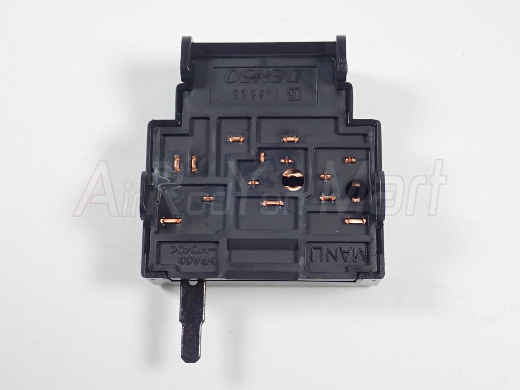 สวิตช์พัดลม Toyota Commuter 2004 (สำหรับแอร์ตู้หลัง) Denso