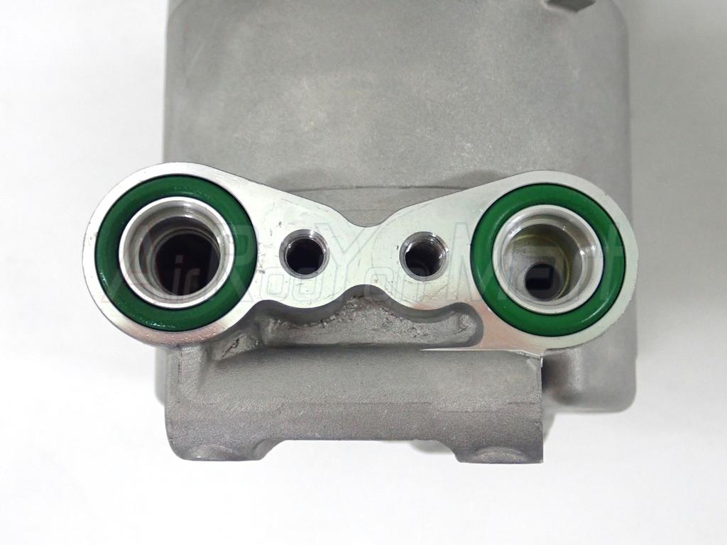 คอมแอร์ Ford Focus 2005,2012 MK2 / MK3 (รูท่อเล็ก) (ขาคอมยาว) Stal