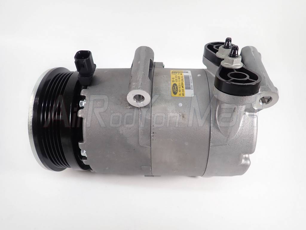 คอมแอร์ Ford Focus 2005,2012 MK2 / MK3 (รูท่อเล็ก) (ขาคอมสั้น) แท้