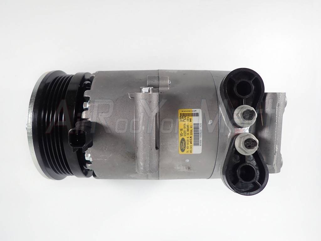 คอมแอร์ Ford Focus 2005,2012 MK2 / MK3 (รูท่อเล็ก) (ขาคอมสั้น) แท้