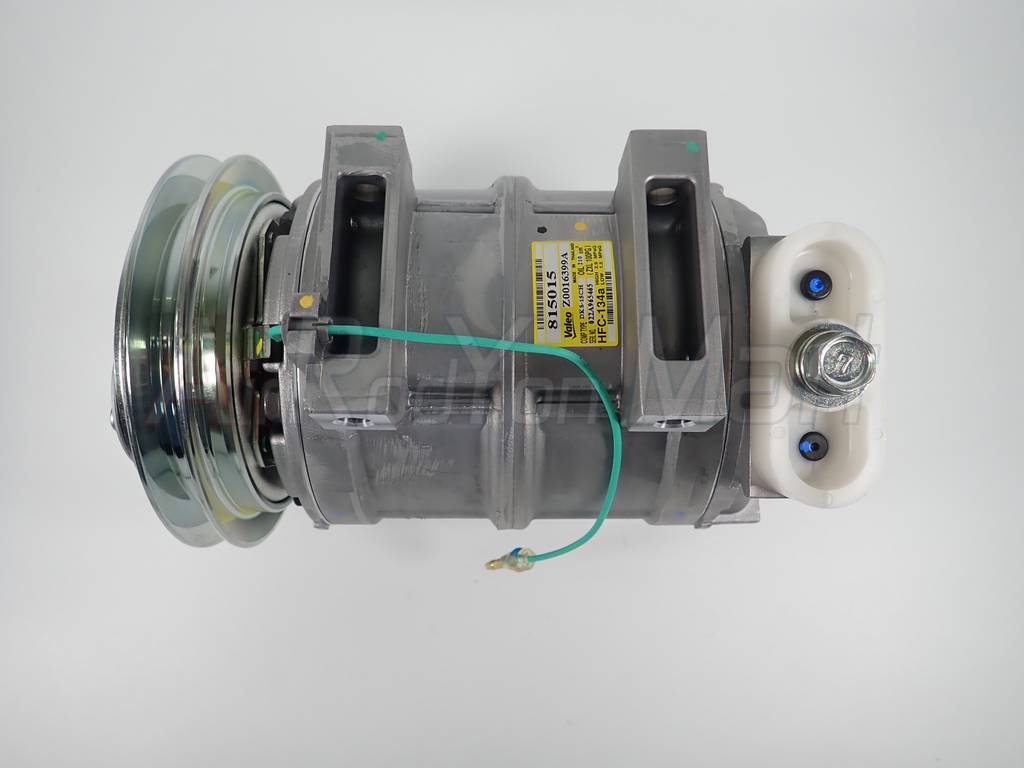 คอมแอร์ Mitsubishi Fuso หน้าคลัทช์ ร่องA 24V รูเล็ก Valeo