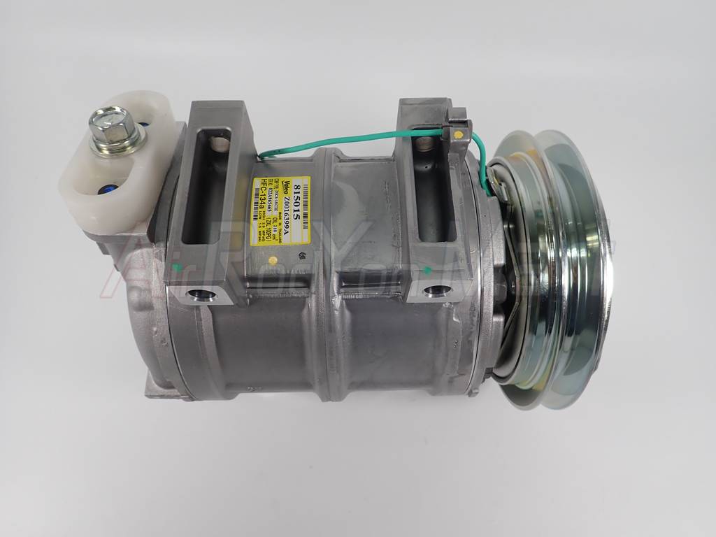 คอมแอร์ Mitsubishi Fuso หน้าคลัทช์ ร่องA 24V รูเล็ก Valeo