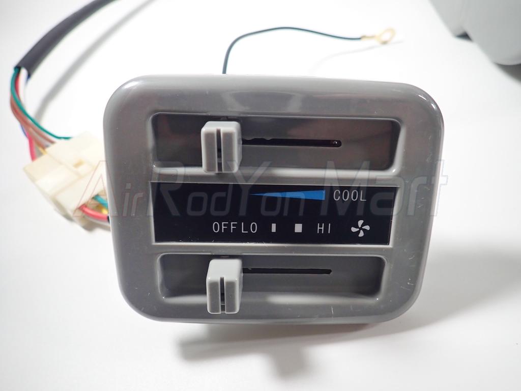 ตู้แอร์ Minibus แบบแขวน 12V หัวเทเปอร์ (Flare) (ตู้แอร์ 228L)