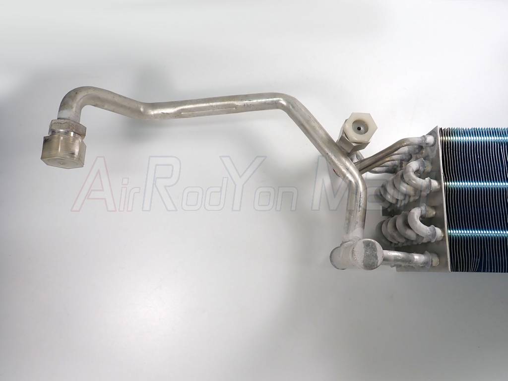 คอยล์เย็น Toyota Hiace LH125 Mondo