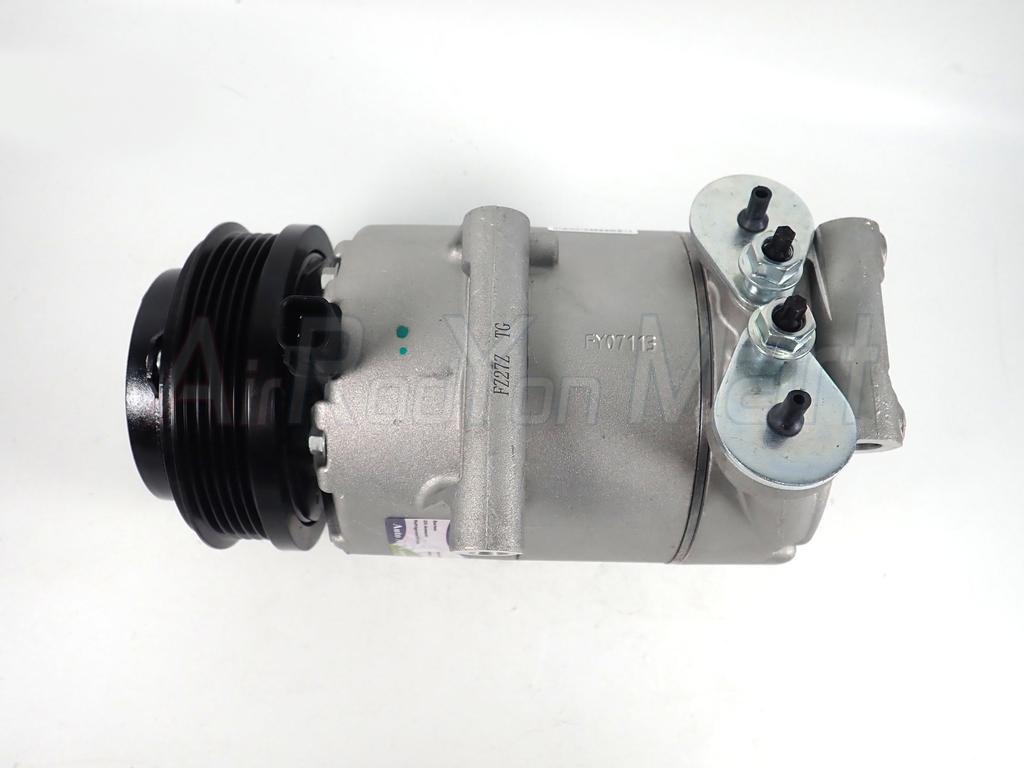 คอมแอร์ Ford Focus 2005,2012 MK2 / MK3 (รูท่อใหญ่) (ขาคอมยาว)