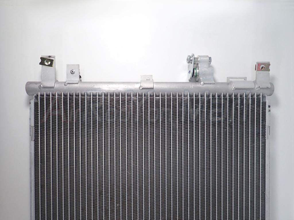 แผงแอร์ Volvo XC90 รุ่น1 (ไดเออร์สั้น) Mondo