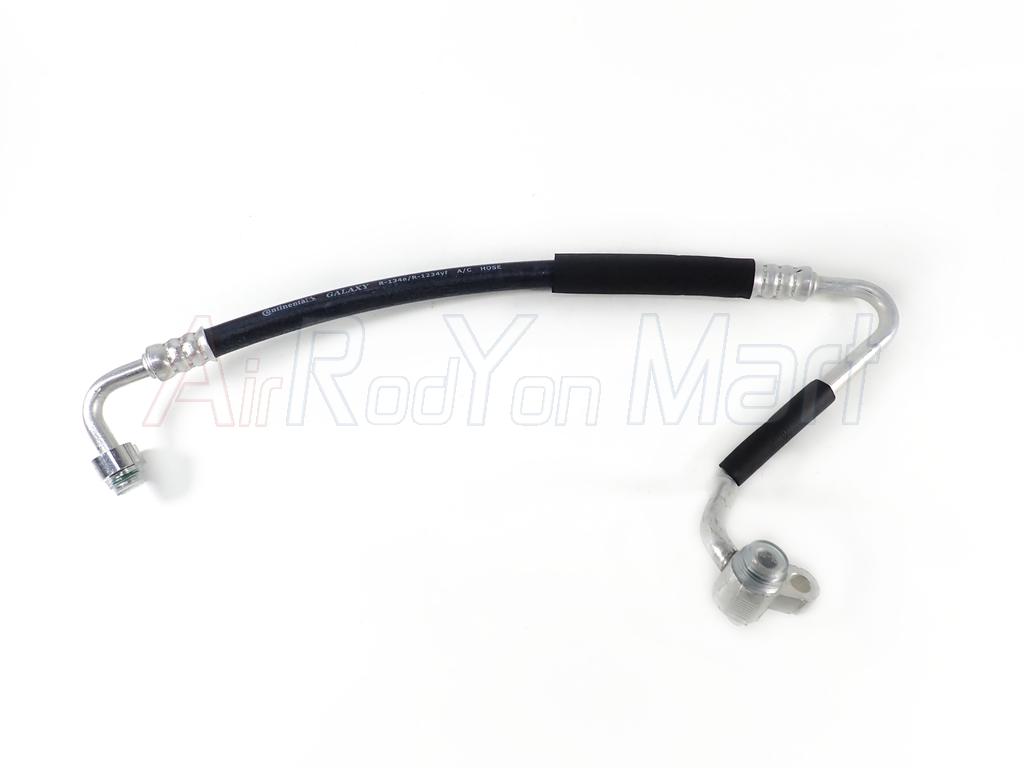 ท่อแอร์ Mitsubishi Trion 2007-2014 เครื่องดีเซล 2.5 (สายกลาง)