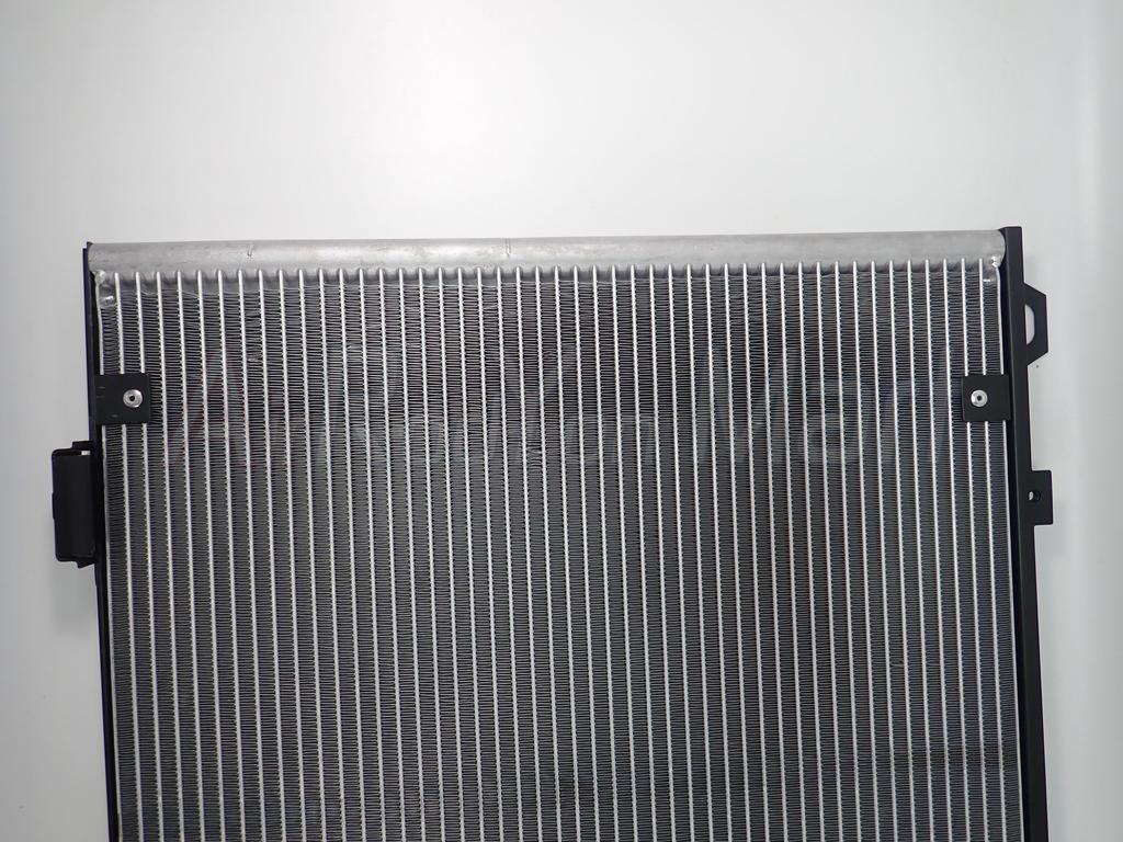 แผงแอร์ Benz W210 Mondo