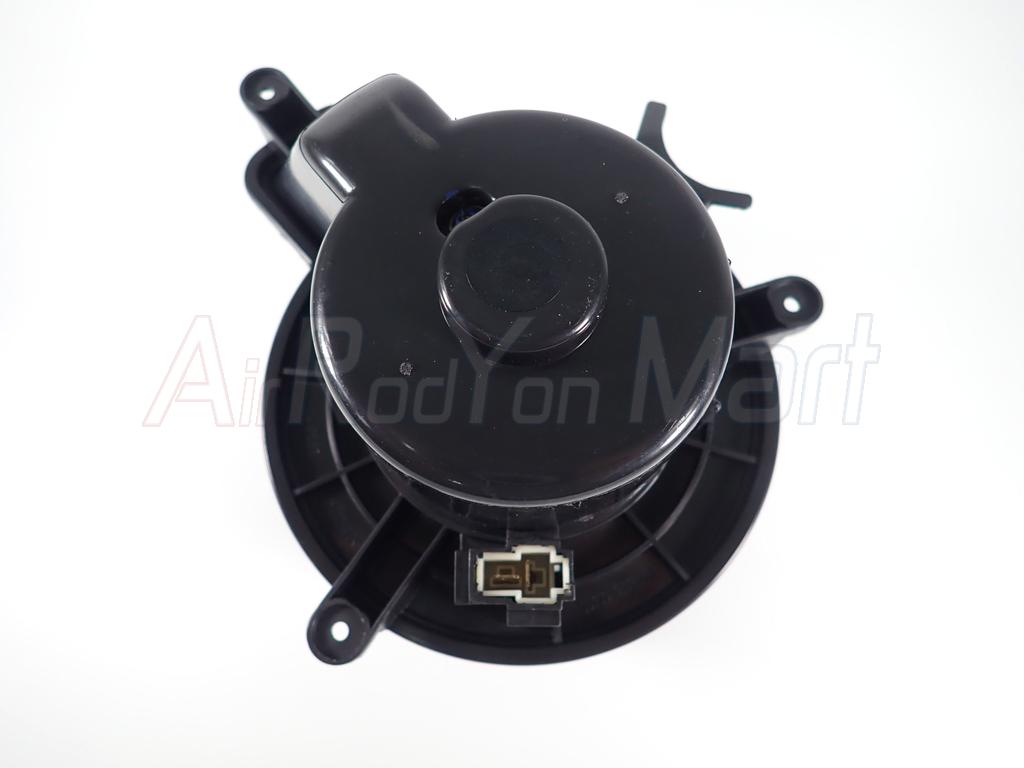 โบเวอร์ พัดลมแอร์ UD Quester 370-390