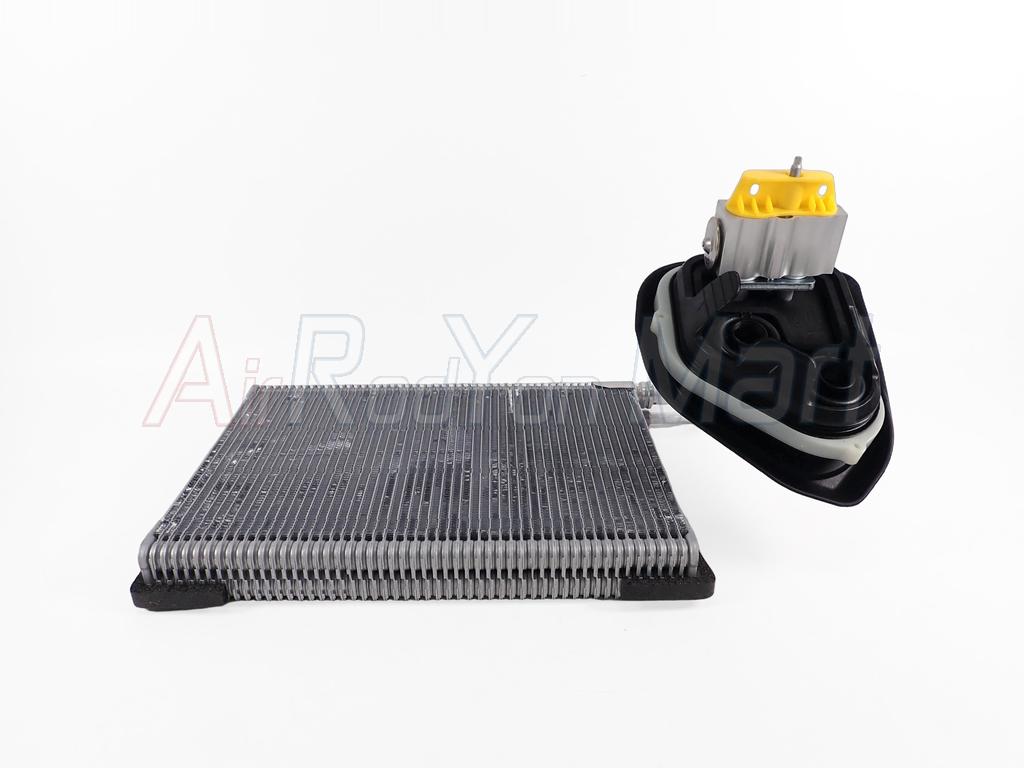 คอยล์เย็น ตู้แอร์ BMW 3 G20 / X3 G01 / X4 G02 (พร้อมวาล์ว) Valeo